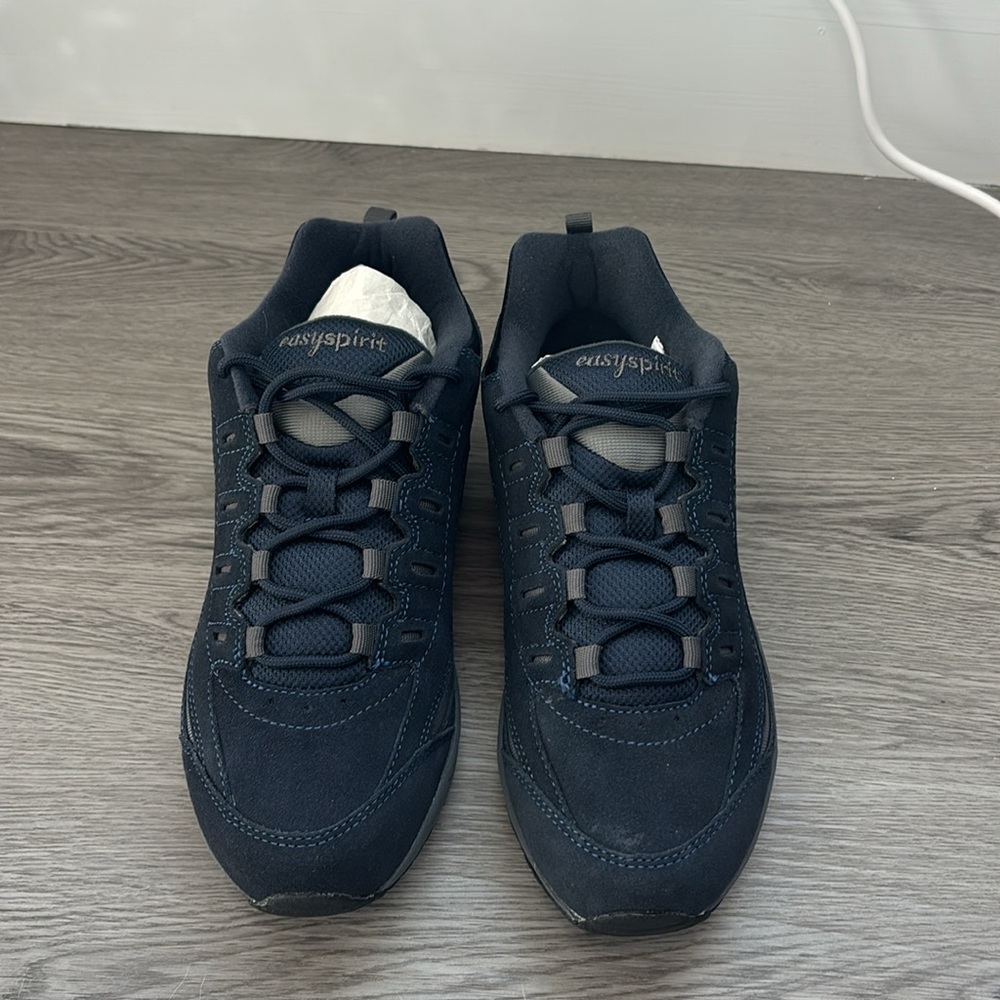 Brand new navy easy spirit shoes